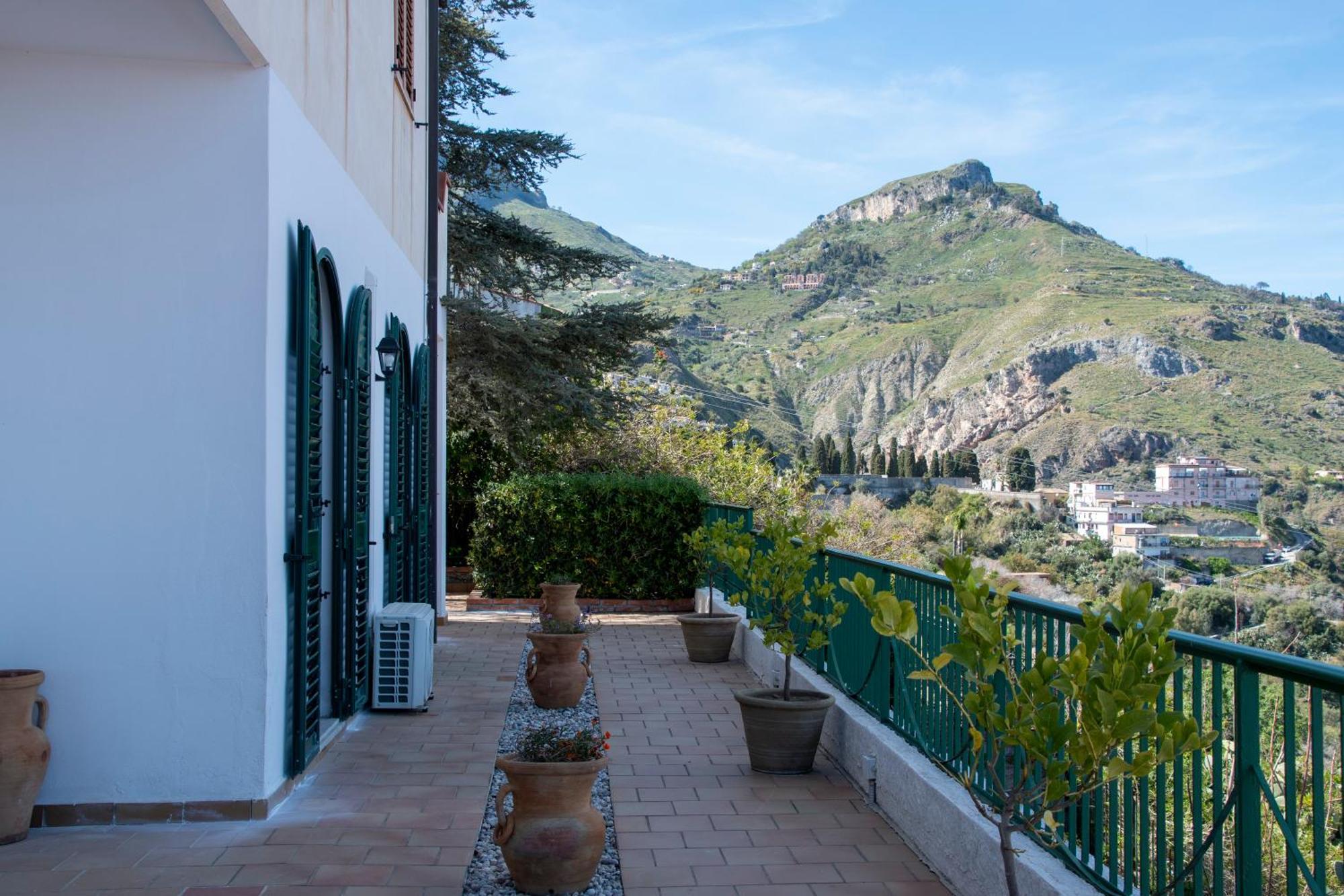 Taormina Holiday Apartment Екстериор снимка